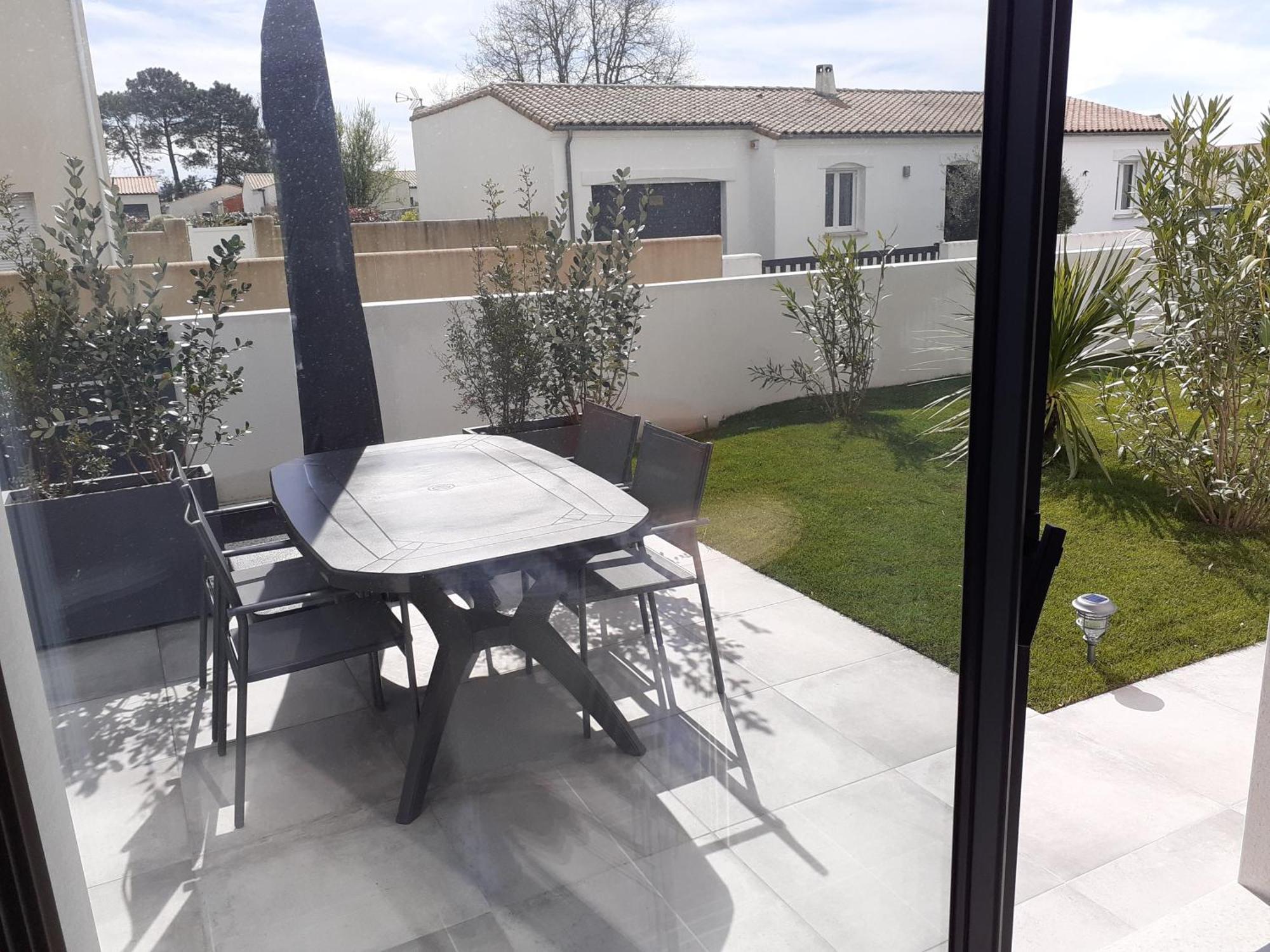 Ferienwohnung Chez Mariana Arvert Exterior foto